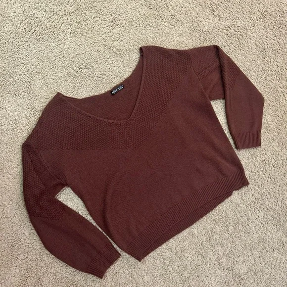Knit Pullover Sweater Dark Brown Chocolate Color V Neck Size Small - Picture 4 of 4